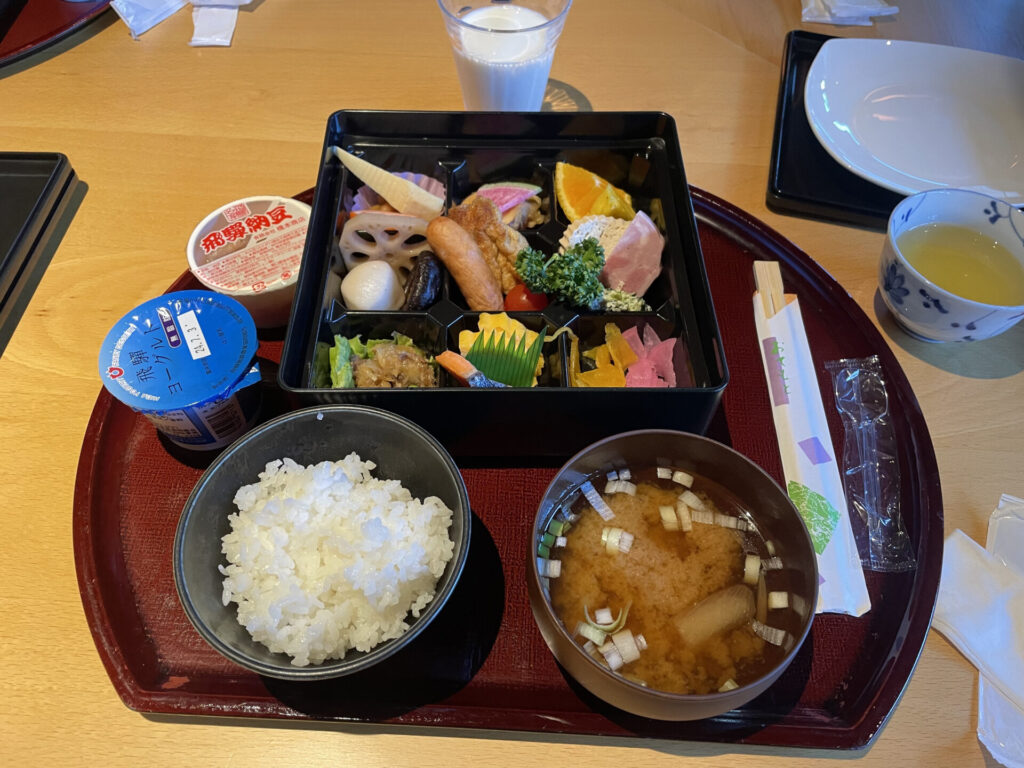 ホテルウッド高山　朝食弁当